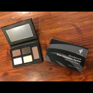 Younique Brow Palette